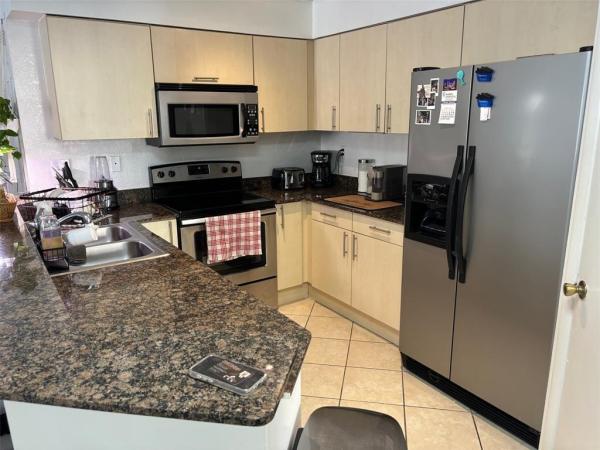 Marina Oaks, 2445 SW 18th Ter #914, Fort Lauderdale, Florida 33315, image 1