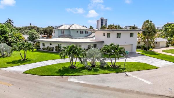 Lighthouse Point Residential, 2812 NE 27th St, Lighthouse Point, Florida 33064, image 1