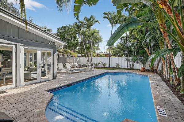 Poinsettia Heights, 1604 NE 17th St, Fort Lauderdale, Florida 33305, image 1