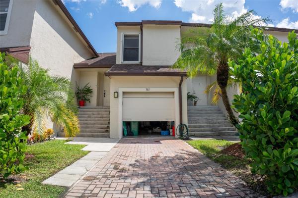 The Park At Tanglewood Lakes, 361 SW 95th Ter #361, Pembroke Pines, Florida 33025, image 1