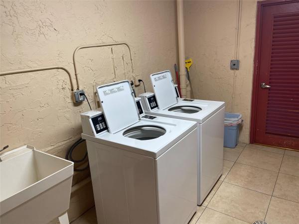 Oriole Golf & Tennis Club 2, 1025 Country Club Dr #407, Margate, Florida 33063, image 1