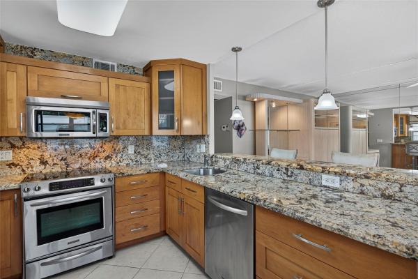 1036 Ventnor H, Deerfield Beach, Florida 33442, image 1