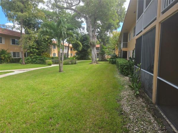 Manor Grove Village, 1940 NE 2nd Ave J101 #101J, Wilton Manors, Florida 33305, image 1