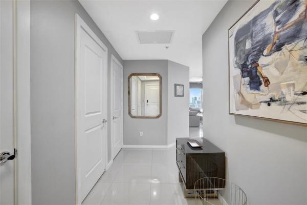 Strada 315, 315 NE 3rd Ave #1004, Fort Lauderdale, Florida 33301, image 1