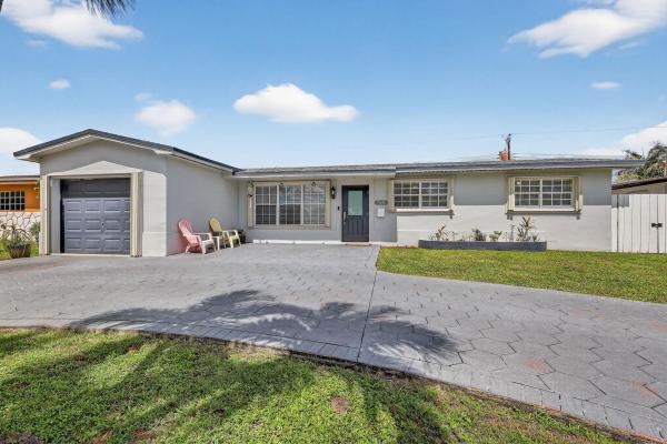 Boulevard Heights, 7641 NW 6th Ct, Pembroke Pines, Florida 33024, image 1