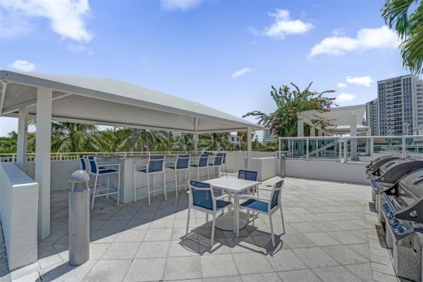 The Berkley South, 3015 N Ocean Blvd #15J, Fort Lauderdale, Florida 33308, image 1