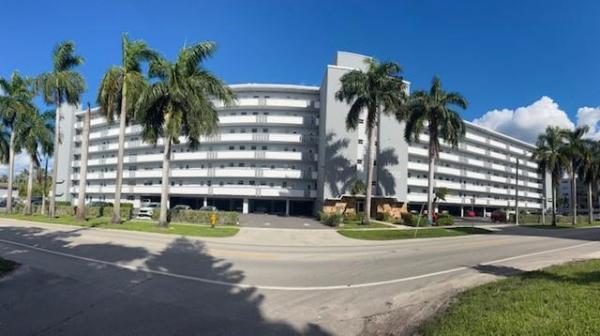 Fairways Royale, 1000 NE 14th Ave #410, Hallandale Beach, Florida 33009, image 1