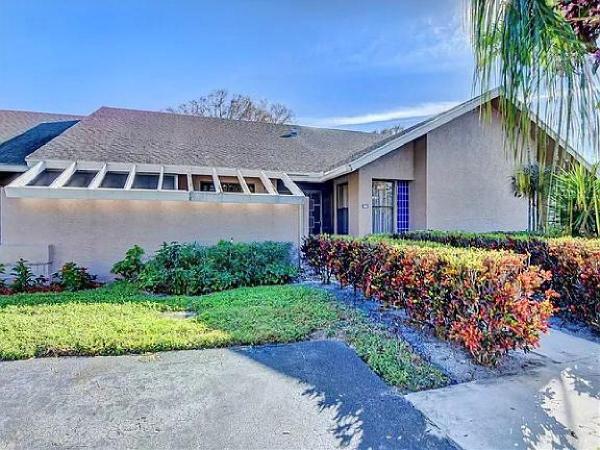 The Villas Of Waterberry, 10980 Lake Front Pl, Boca Raton, Florida 33498, image 1
