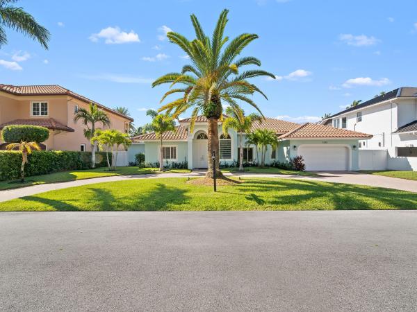 Hillsboro Isles, 2228 NE 26th St, Lighthouse Point, Florida 33064, image 1