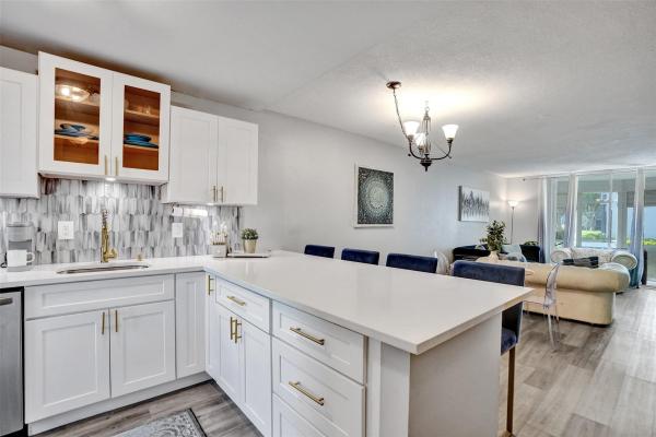 Deerfield Beach Gardens, 400 SE 10th St #117, Deerfield Beach, Florida 33441, image 1