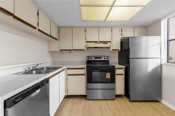 Villas At Lakeview, 5200 NW 31st Ave #143, Fort Lauderdale, Florida 33309, image 1