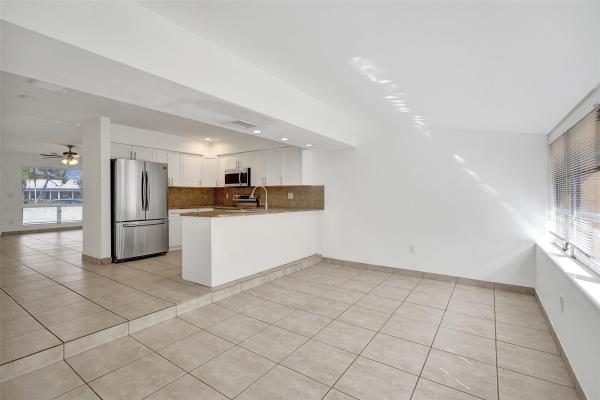 Coral Ridge Isles, 5910 NE 17th Rd, Fort Lauderdale, Florida 33334, image 1