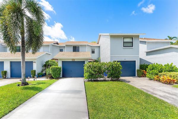 Woodbridge Lakes, 1525 Woodbridge Lakes Cir, West Palm Beach, Florida 33406, image 1