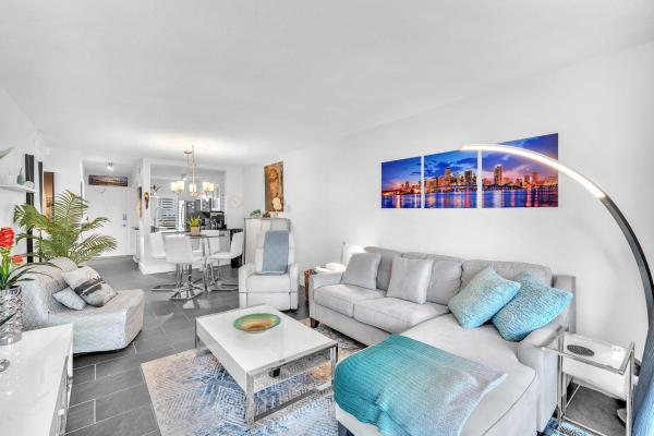 Isle Of Paradise, 440 Paradise Isle Blvd #102, Hallandale Beach, Florida 33009, image 1
