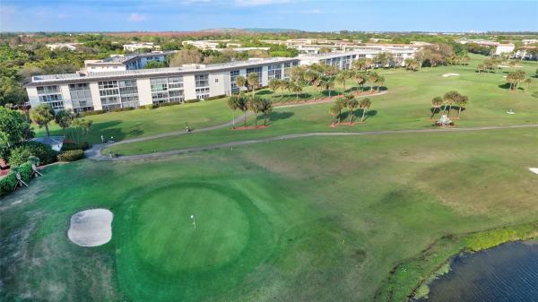 Victoria Village, 2901 Victoria Cir #M4, Coconut Creek, Florida 33066, image 1