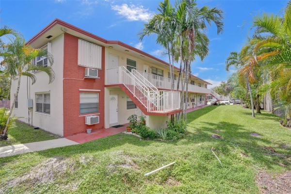 The Town Colony, 2915 Plunkett St #5D, Hollywood, Florida 33020, image 1