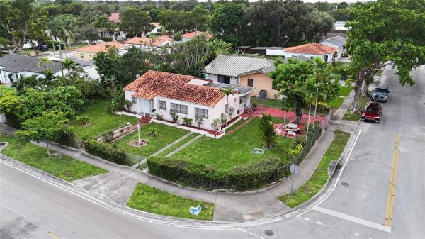 Alameda, 1000 SW 62nd Ave, West Miami, Florida 33144, image 1