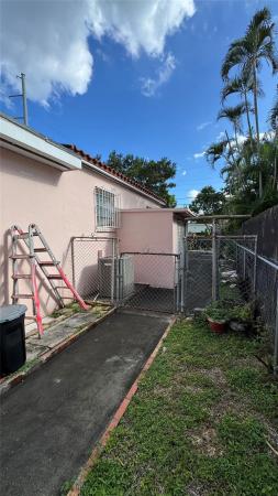 Alameda, 1000 SW 62nd Ave, West Miami, Florida 33144, image 2