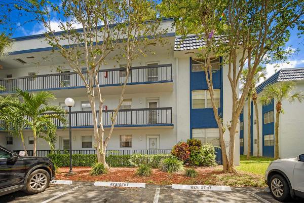 Holiday Springs, 3150 Holiday Springs Blvd #8-101, Margate, Florida 33063, image 1