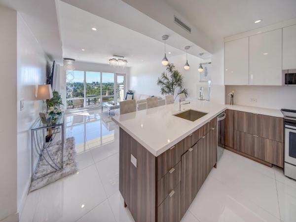 Marine Tower, 2500 E Las Olas Blvd #707, Fort Lauderdale, Florida 33301, image 1