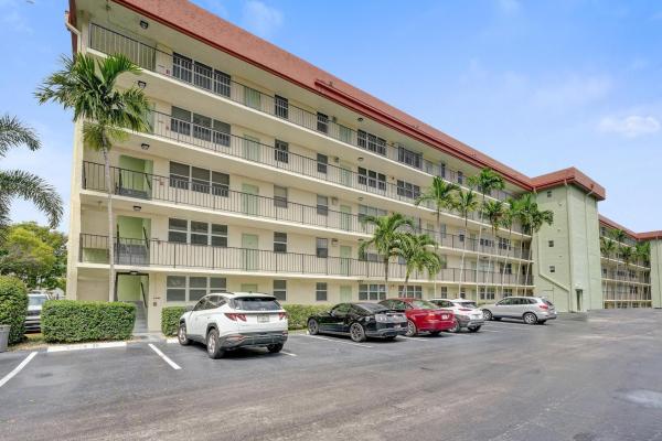 Cross Fox, 5300 NE 24th Ter 201c #201C, Fort Lauderdale, Florida 33308, image 1