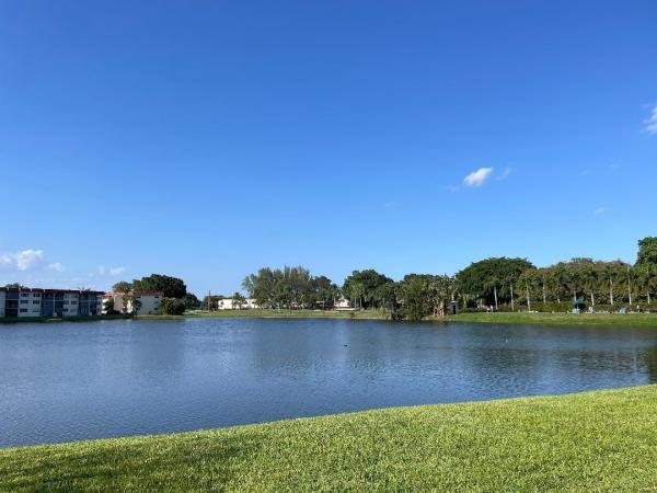 Hollybrook Golf & Tennis Club, 9423 S Hollybrook Lake Dr #203, Pembroke Pines, Florida 33025, image 1