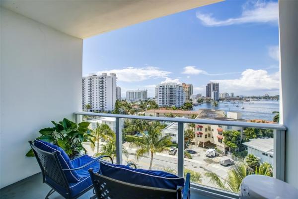 Tiffany House, 401 N Birch Rd #705, Fort Lauderdale, Florida 33304, image 1