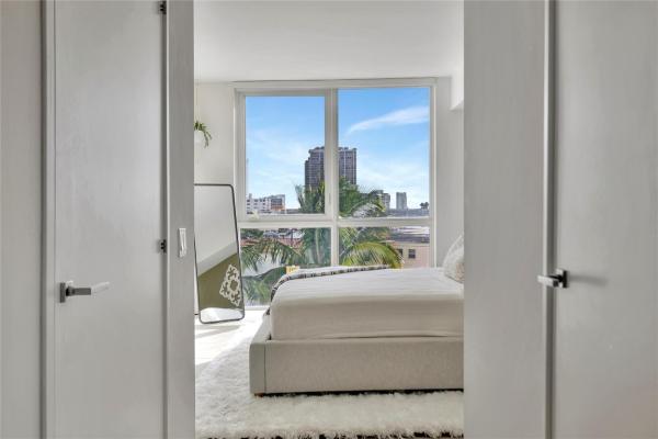 Tiffany House, 401 N Birch Rd #504, Fort Lauderdale, Florida 33304, image 1