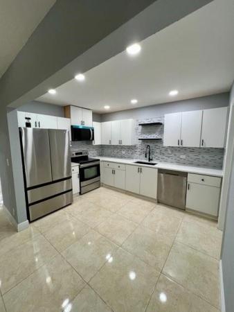 Driftwood Estates, 3231 N 72nd Way, Hollywood, Florida 33024, image 1