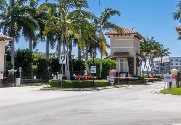 Aragon, 8915 W 35th Ave, Hialeah, Florida 33018, image 1