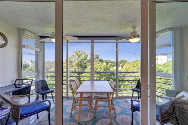 Oaks Way At Palm-Aire, 535 Oaks Dr #506, Pompano Beach, Florida 33069, image 1