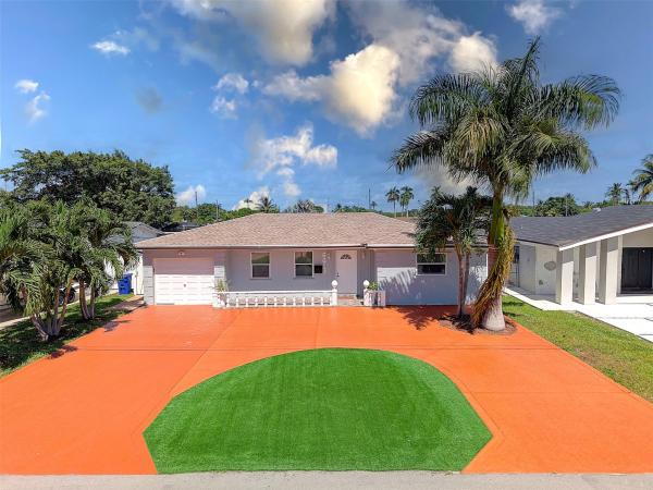 Miramar Isles, 6613 Dahlia Dr, Miramar, Florida 33023, image 1