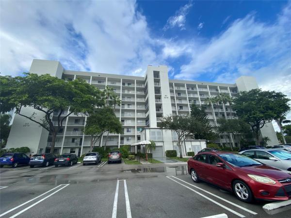 The Island At Cypress Bend, 2215 Cypress Island Dr #803, Pompano Beach, Florida 33069, image 1