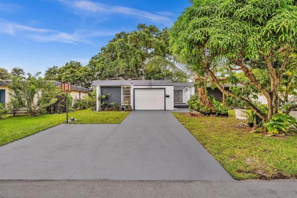 Vanguard Village 15, 6409 NW 72nd Ave, Tamarac, Florida 33321, image 1