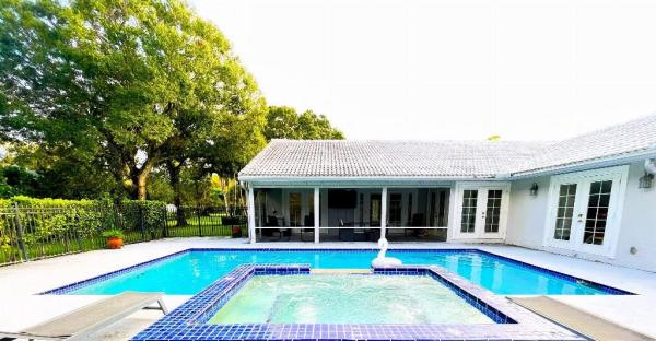 Paddock Park 1 Of Wellington, 14183 Greentree Trl, Wellington, Florida 33414, image 1