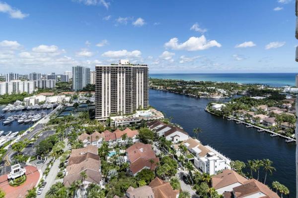 19355 Turnberry Way #24C, Aventura, Florida 33180, image 1