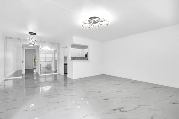242 Tilford L, Deerfield Beach, Florida 33442, image 1