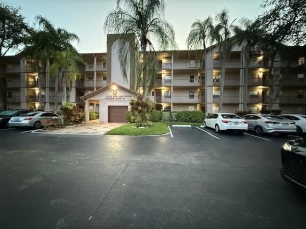 Cambridge At Century Village, 1200 SW 124th Ter 405o #405O, Pembroke Pines, Florida 33027, image 1