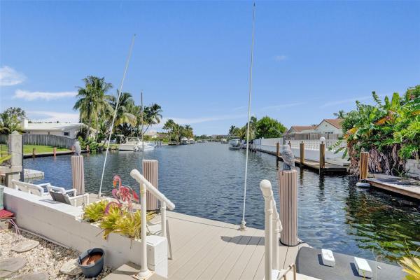 Lake Estates, 5630 NE 27th Ave, Fort Lauderdale, Florida 33308, image 2