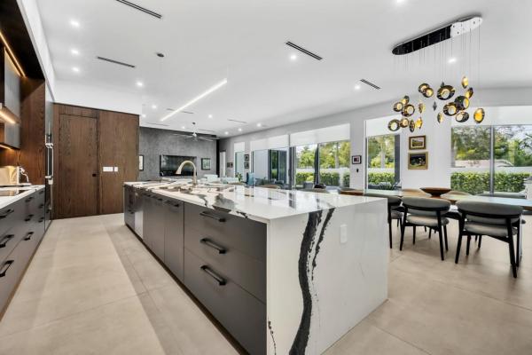 300 NE 21st Ct, Wilton Manors, Florida 33305, image 1