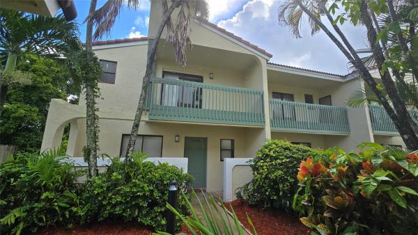 Royal Palm Townhomes, 11411 Royal Palm Blvd, Coral Springs, Florida 33065, image 1