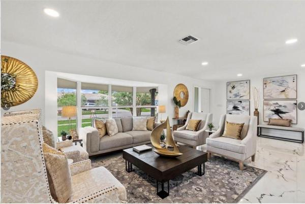 Boca Raton Square, 1365 SW 14th St, Boca Raton, Florida 33486, image 1