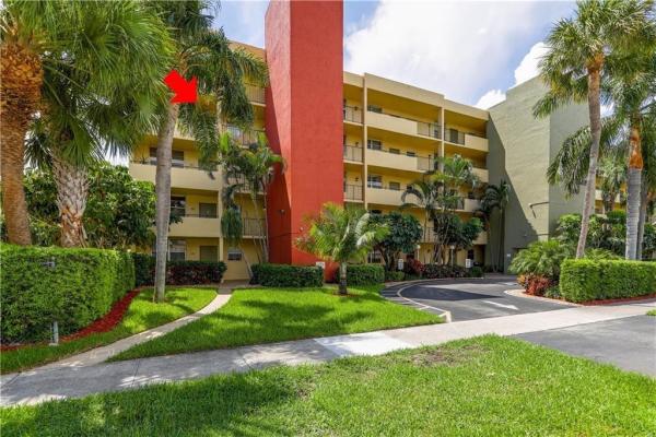 Casa Verano, 2400 NE 10th St, Pompano Beach, Florida 33062, image 1