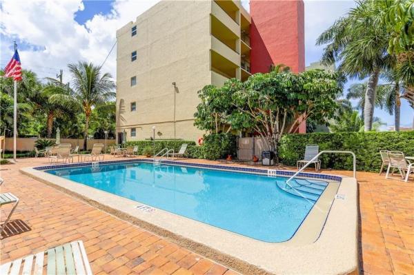 Casa Verano, 2400 NE 10th St #402, Pompano Beach, Florida 33062, image 2