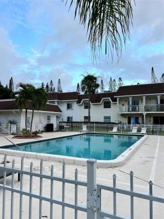 Brookfield Gardens North, 708 SE 2nd Ave #428, Deerfield Beach, Florida 33441, image 1