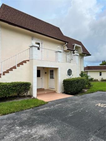 Brookfield Gardens North, 708 SE 2nd Ave #428, Deerfield Beach, Florida 33441, image 3