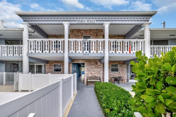 Tara Apartments, 2109 NE 68th St #203, Fort Lauderdale, Florida 33308, image 1