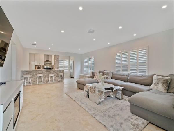 2835 NE 28th Ave #12, Lighthouse Point, Florida 33064, image 1