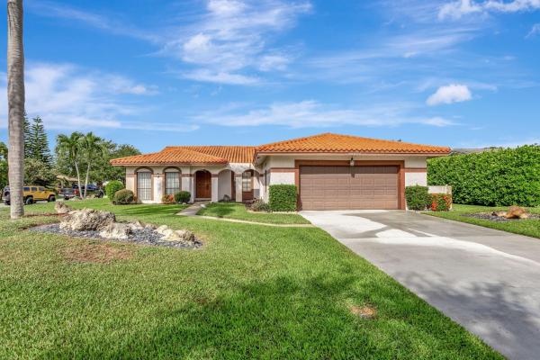 Maplewood, 10072 Ramblewood Dr, Coral Springs, Florida 33071, image 1