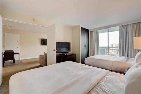 Gallery One, 2670 E Sunrise Blvd #1119, Fort Lauderdale, Florida 33304, image 3
